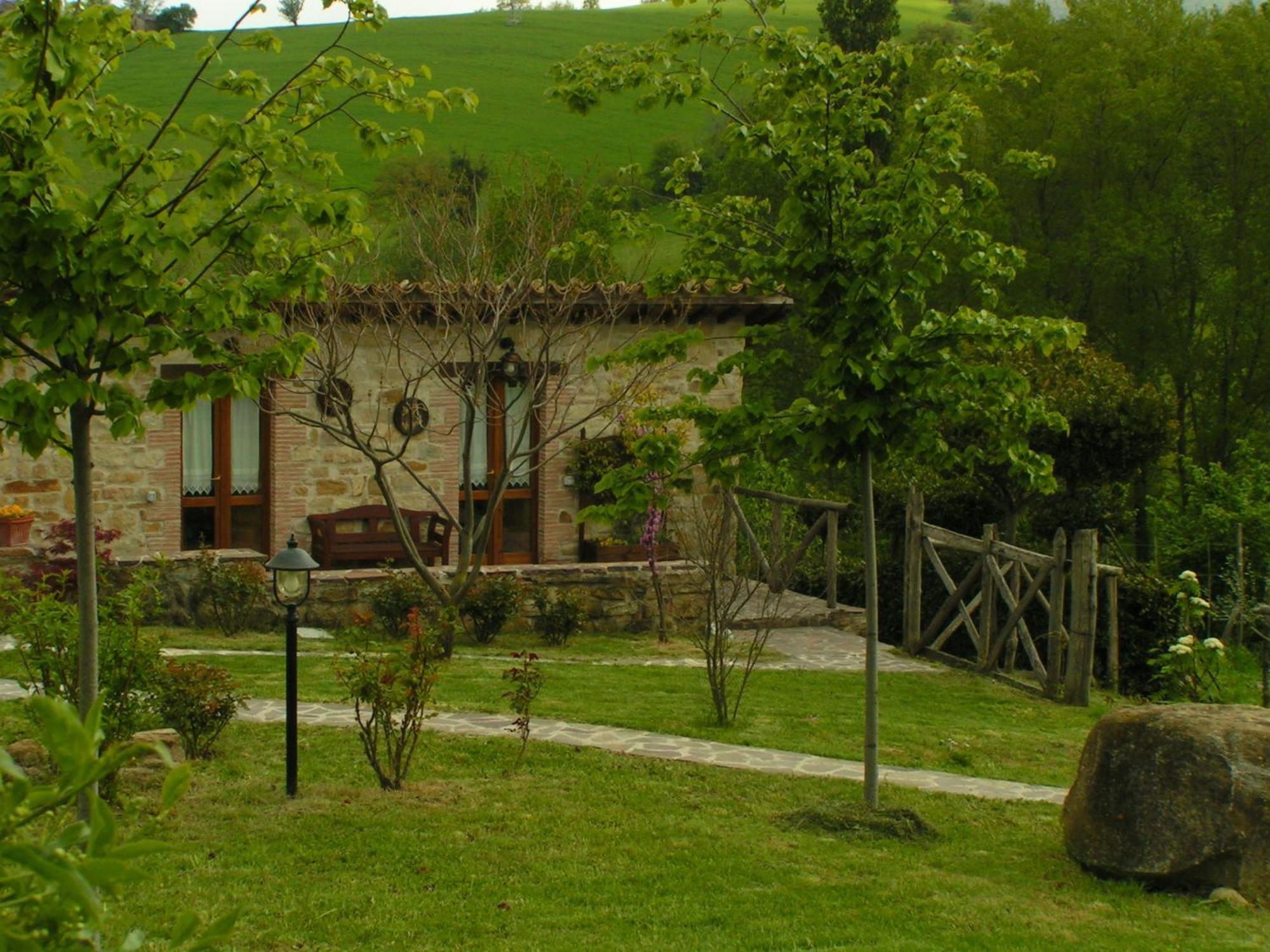 كاميرينو B&B Caselunghe المظهر الخارجي الصورة